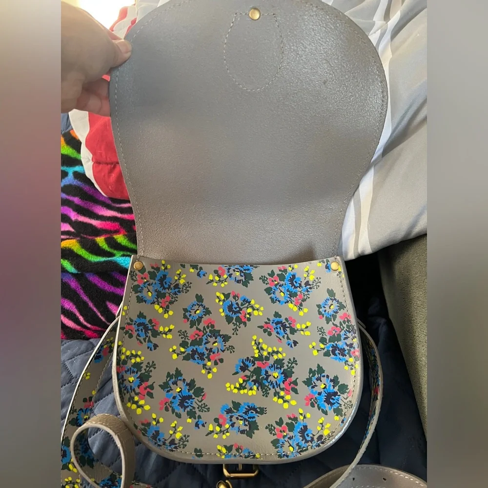 Johnnie B Floral Crossbody - Picture 8 of 10